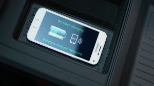 2017_delphi_produktfilm_wireless_charging